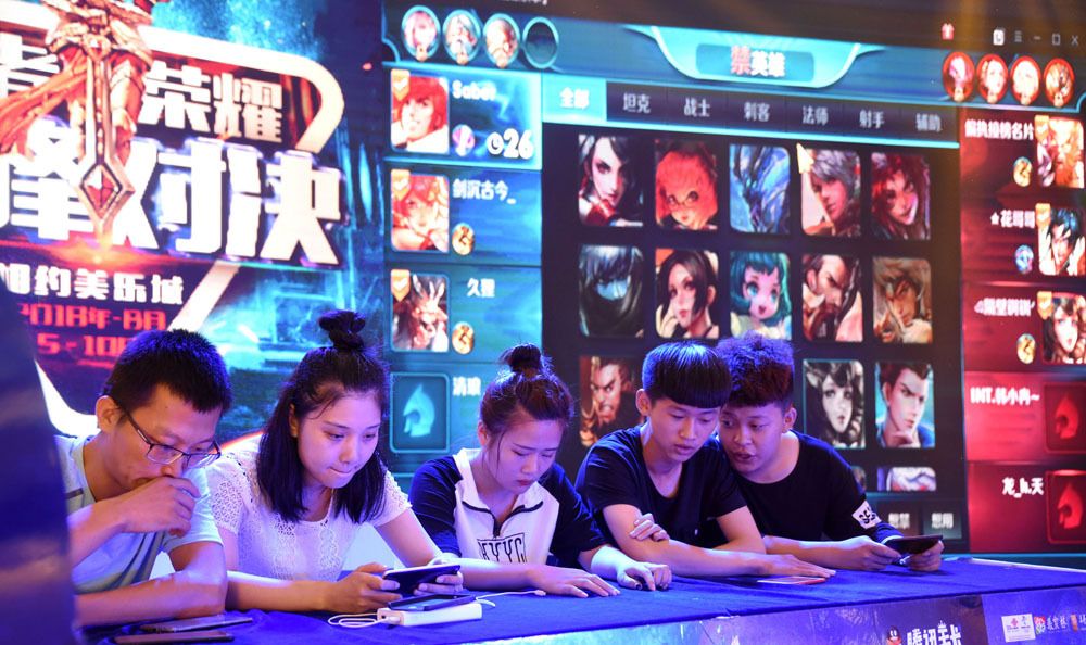 同时具备